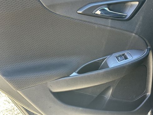 Used 2025 Chevrolet Malibu LT image 21