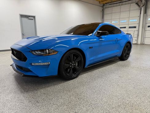 Used 2022 Ford Mustang GT Premium w/ Black Accent Package RWD image 8