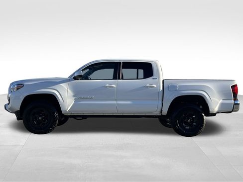 Used 2023 Toyota Tacoma SR5 image 21