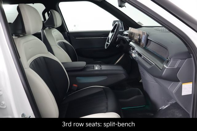Certified 2024 Kia EV9 GT-Line AWD/4WD image 19
