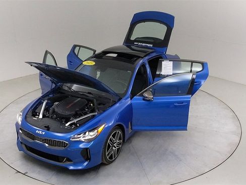 Used 2023 Kia Stinger GT2 image 43