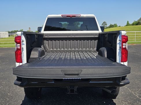 New 2026 Chevrolet Silverado 2500 Custom w/ Custom Value Package AWD/4WD image 10