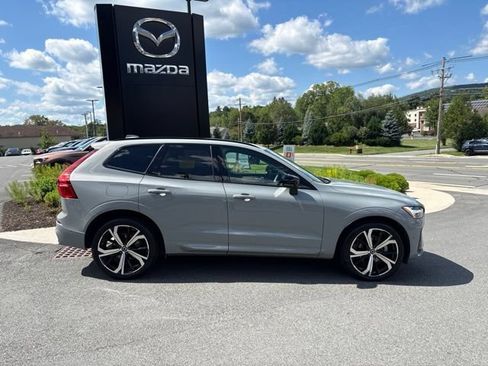 Used 2025 Volvo XC60 B5 Ultra w/ Protection Package Premier AWD/4WD image 9