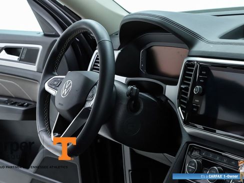 Used 2022 Volkswagen Atlas SE image 34