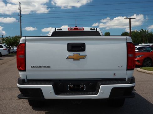 Used 2020 Chevrolet Colorado LT w/ Safety Package RWD image 4