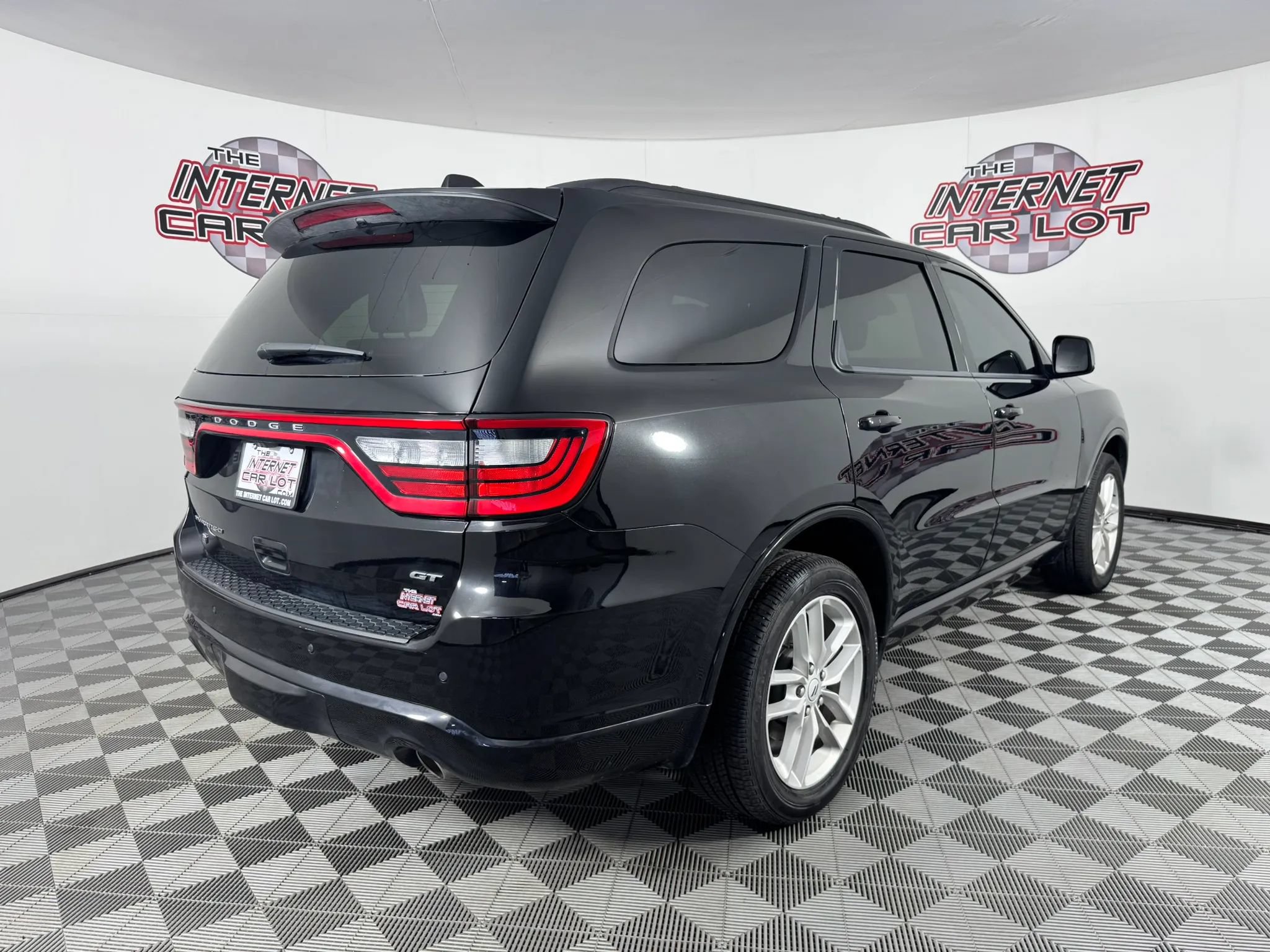 Used 2025 Dodge Durango GT AWD/4WD image 7