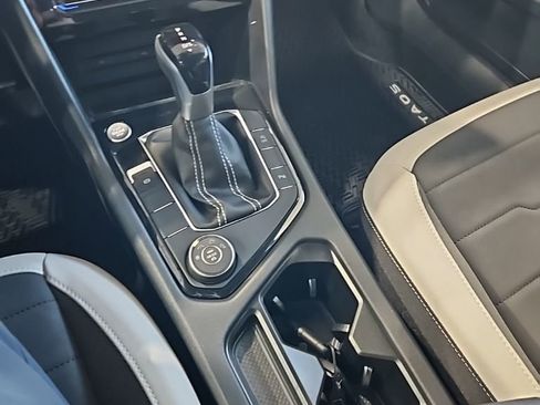 New 2026 Volkswagen Taos SE AWD/4WD image 30