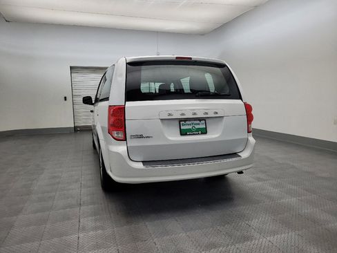 Used 2016 Dodge Grand Caravan American Value Package w/ UConnect Hands-Free Group image 6
