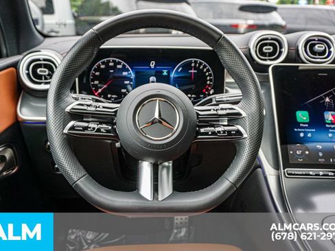 Used 2025 Mercedes-Benz GLC 350e 4MATIC image 27