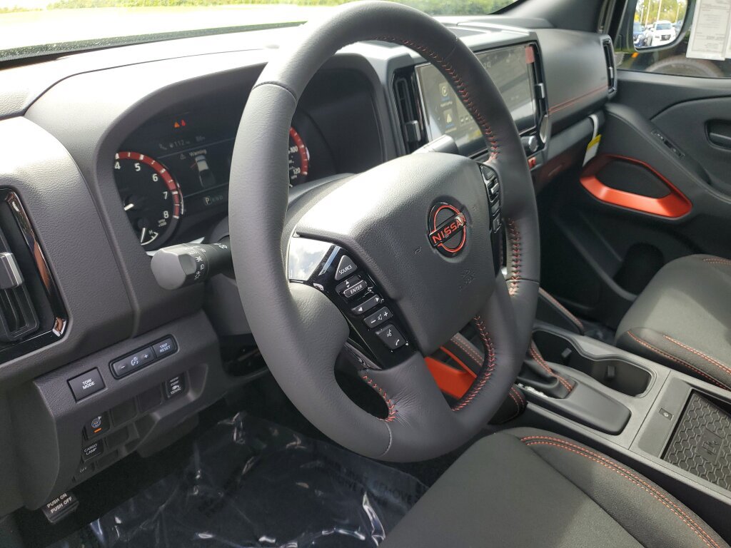 New 2026 Nissan Frontier Pro-X w/ Pro-X Convenience Package RWD image 30