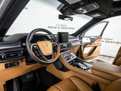 Used 2023 Lincoln Aviator Black Label w/ Dynamic Handling Package image 27