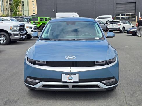 Used 2024 Hyundai Ioniq 5 SE AWD/4WD image 2