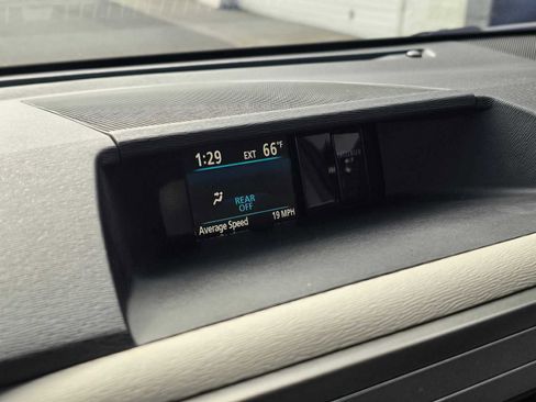 Used 2014 Toyota Sienna Limited image 27