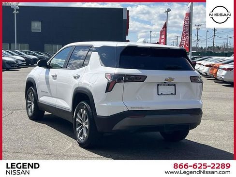 Used 2025 Chevrolet Equinox LT image 6