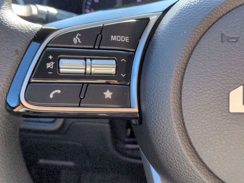 Certified 2024 Kia Forte LXS FWD image 19