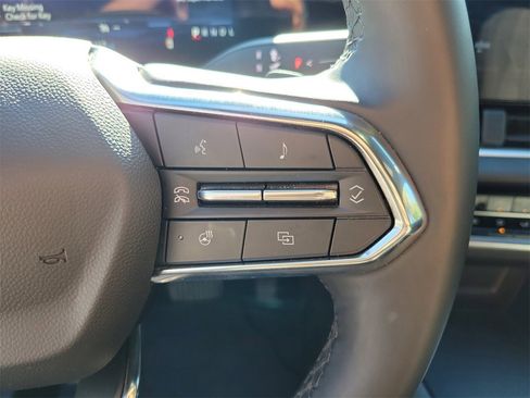 Used 2025 Chevrolet Equinox LT image 19