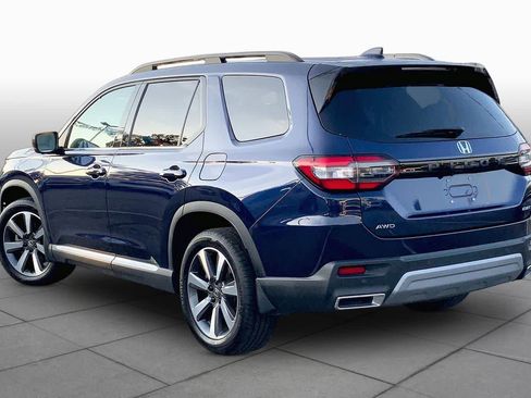 Used 2023 Honda Pilot Elite image 12