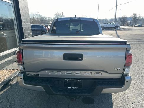 Used 2021 Toyota Tacoma TRD Sport image 7