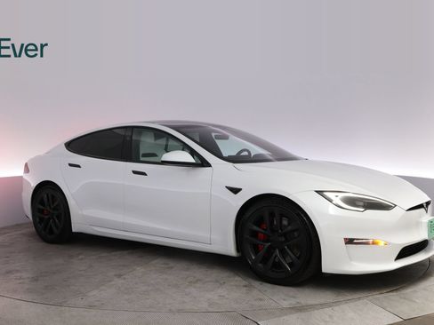 Used 2025 Tesla Model S Plaid AWD/4WD image 14