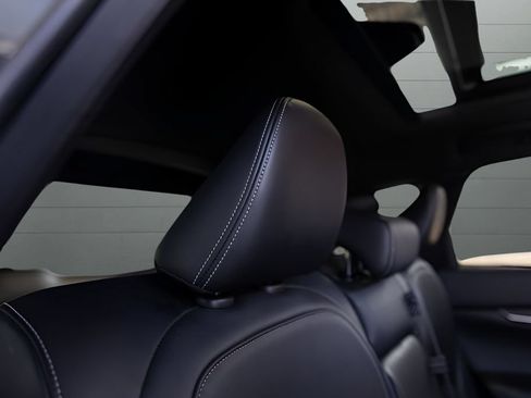 Used 2022 INFINITI QX50 Luxe w/ Appearance Package AWD/4WD image 64