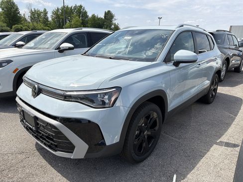 New 2026 Volkswagen Taos SEL AWD/4WD image 4
