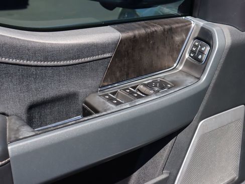 Used 2021 Ford F150 Lariat w/ Equipment Group 502A High image 20