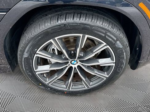 Used 2025 BMW X6 xDrive40i w/ Climate Comfort Package AWD/4WD image 32