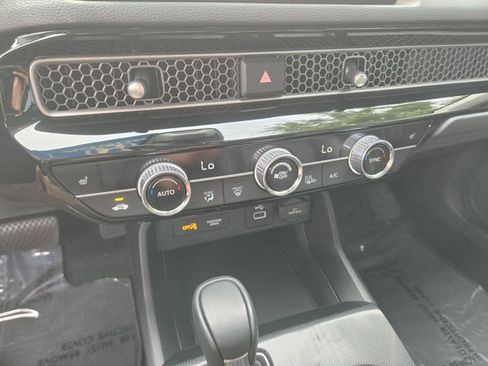 Certified 2024 Honda Civic EX-L image 20