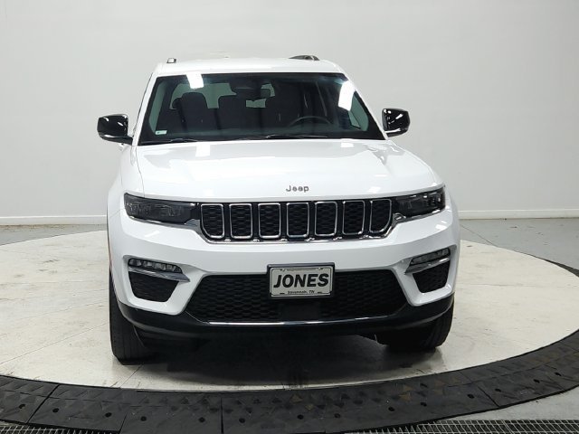 Used 2023 Jeep Grand Cherokee Limited AWD/4WD image 3