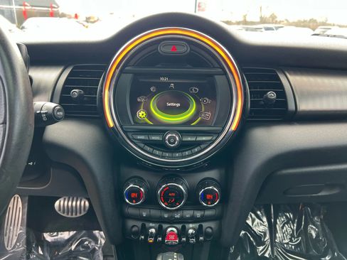 Used 2016 MINI Cooper S image 17