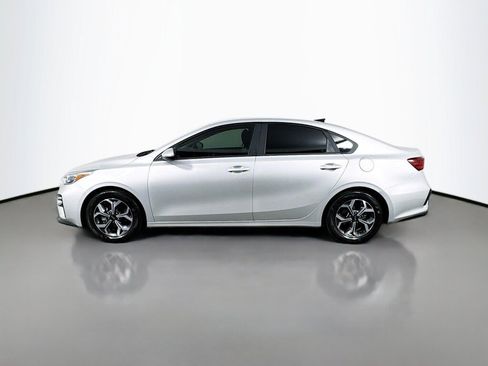 Used 2020 Kia Forte LXS FWD image 2