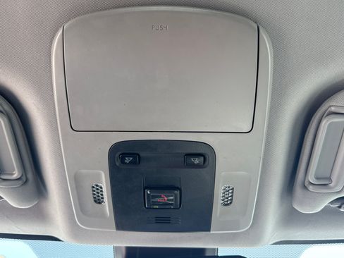 Used 2024 Toyota Camry SE FWD image 10