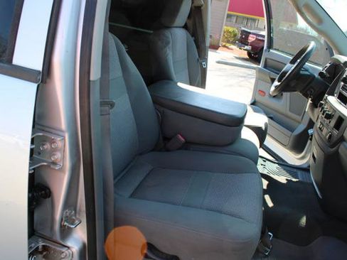 Used 2009 Dodge Ram 2500 Truck SLT image 22