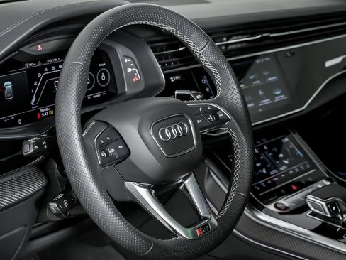 Used 2023 Audi RS Q8 4.0T quattro image 25