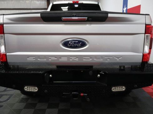 Used 2019 Ford F250 Lariat w/ Tow Technology Bundle AWD/4WD image 12