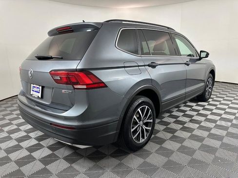 Used 2019 Volkswagen Tiguan SE image 3