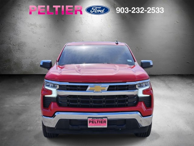 Used 2024 Chevrolet Silverado 1500 LT RWD image 2