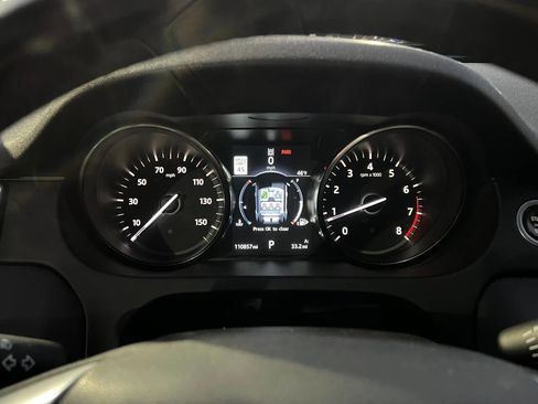 Used 2017 Land Rover Discovery Sport HSE image 8