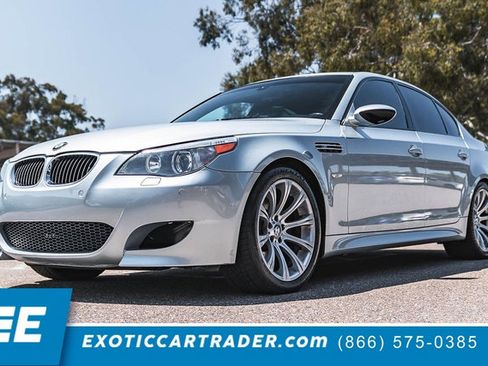 Used 2006 BMW M5 image 1