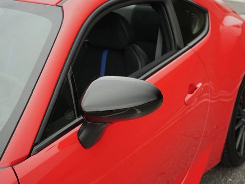 Used 2025 Subaru BRZ tS image 13