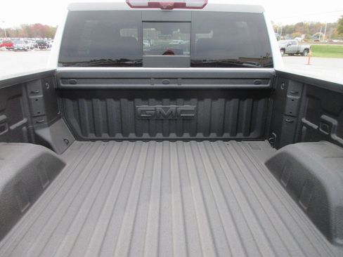 New 2026 GMC Sierra 1500 AT4 image 6