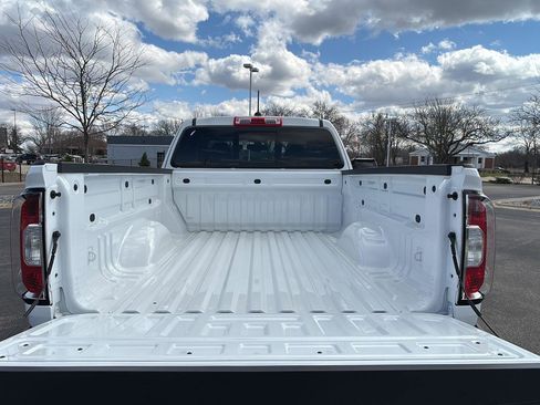 Used 2022 GMC Canyon Elevation RWD image 16