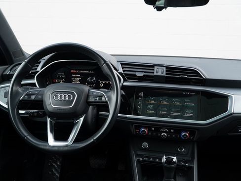 Used 2020 Audi Q3 2.0T Prestige w/ Prestige Package image 22