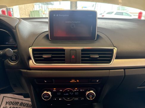 Used 2014 MAZDA MAZDA3 s Touring FWD image 19