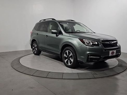 Used 2017 Subaru Forester 2.5i Limited image 8