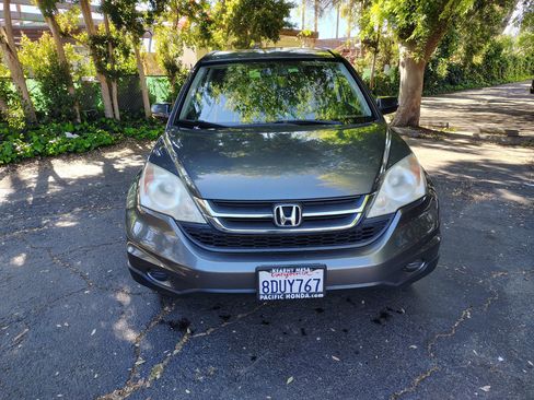 Used 2011 Honda CR-V LX image 3