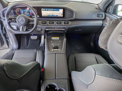 Used 2026 Mercedes-Benz GLS 450 4MATIC image 13