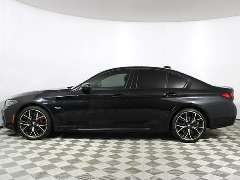 Used 2023 BMW 530e w/ M Sport Package image 36