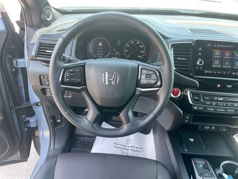 Used 2024 Honda Ridgeline Black Edition image 23