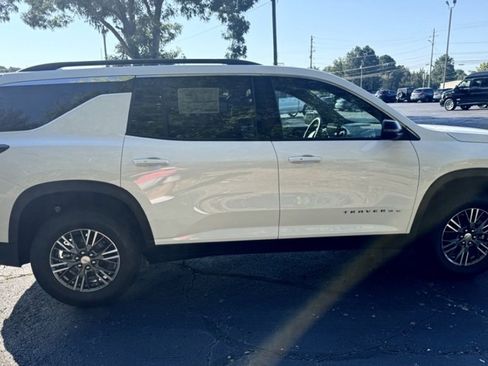 New 2026 Chevrolet Traverse LT image 30